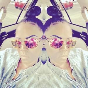 Meet your Posher, Noni